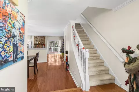 Entry Way - 610 Benham Ct, Newark, DE 19711 photo 1 of 2