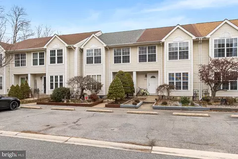 Exterior - 610 Benham Ct, Newark, DE 19711 photo 3 of 6