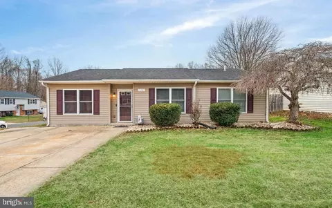 17 Gogh Cir, Newark, DE 19702