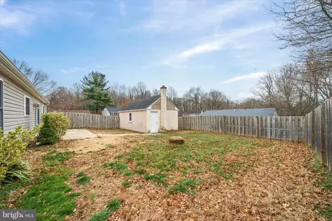 Exterior - 17 Gogh Cir, Newark, DE 19702 photo 4 of 4