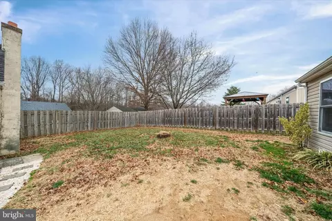 Exterior - 17 Gogh Cir, Newark, DE 19702 photo 3 of 4