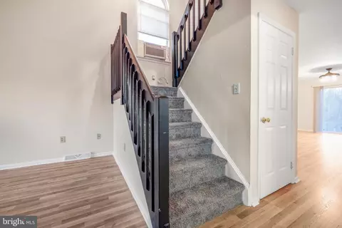 Entry Way - 717 Lexington Dr, Bear, DE 19701 photo 4 of 6