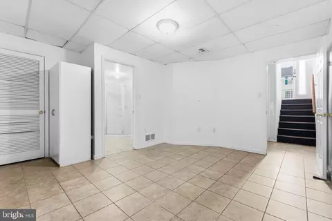 Entry Way - 210 Bellwether Ct, Newark, DE 19702 photo 5 of 5