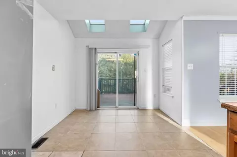 Entry Way - 210 Bellwether Ct, Newark, DE 19702 photo 1 of 5