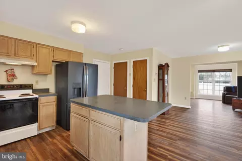 Kitchen - 6 Harmony Ct, Newark, DE 19711 photo 1 of 4
