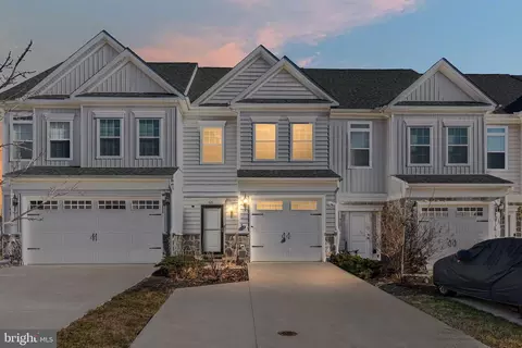 421 Sitka Spruce Ln, Townsend, DE 19734