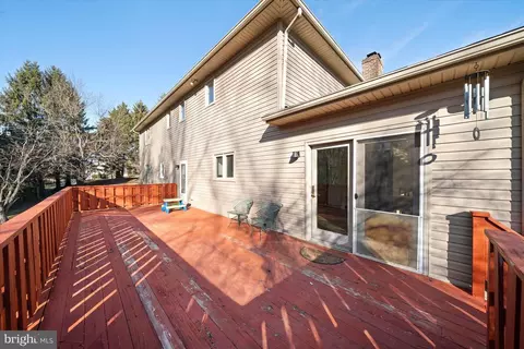 Exterior - 29 Hillstream Rd, Newark, DE 19711 photo 3 of 7