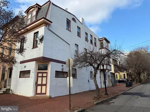 801 W 9th St, Wilmington, DE 19801