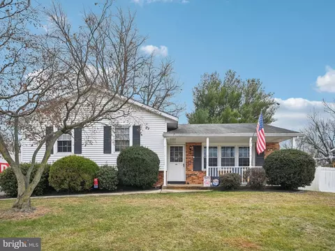 170 Scottfield Dr, Newark, DE 19713