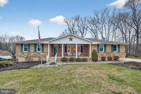 2816 Landon Dr, Wilmington, DE 19810