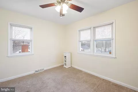 Bedroom - 301 Taylor Rd, Wilmington, DE 19804 photo 2 of 3