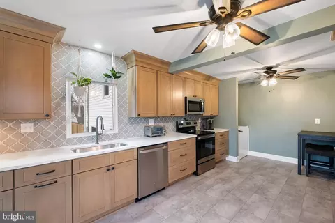 Kitchen - 301 Taylor Rd, Wilmington, DE 19804 photo 4 of 4