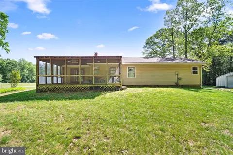 Exterior - 197 199 Pine Tree Rd, Townsend, DE 19734 photo 9 of 10