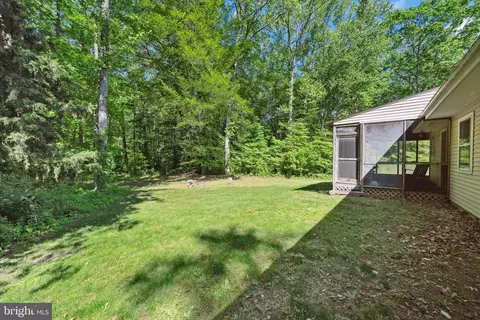 Exterior - 197 199 Pine Tree Rd, Townsend, DE 19734 photo 8 of 10
