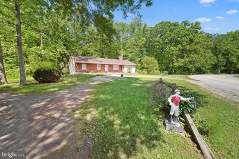 197 199 Pine Tree Rd, Townsend, DE 19734