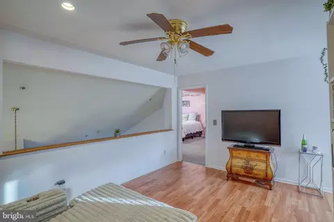 Entry Way - 408 Margit Ct, Newark, DE 19711 photo 4 of 4