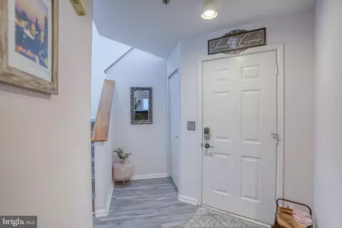 Entry Way - 408 Margit Ct, Newark, DE 19711 photo 1 of 4