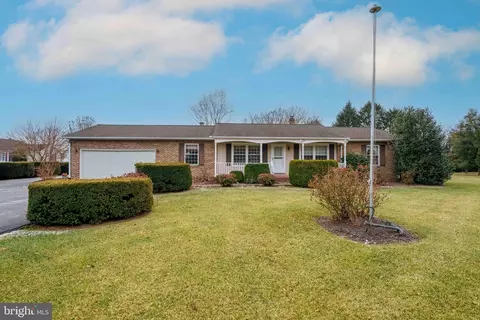 8 Deep Branch Dr, Townsend, DE 19734