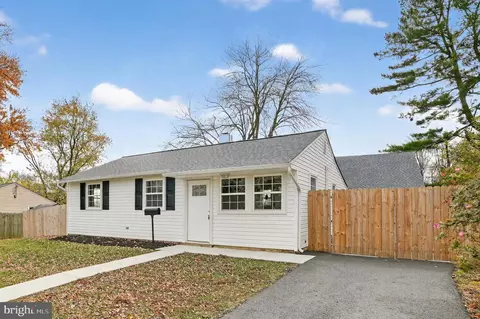 5 Glen Ave, New Castle, DE 19720