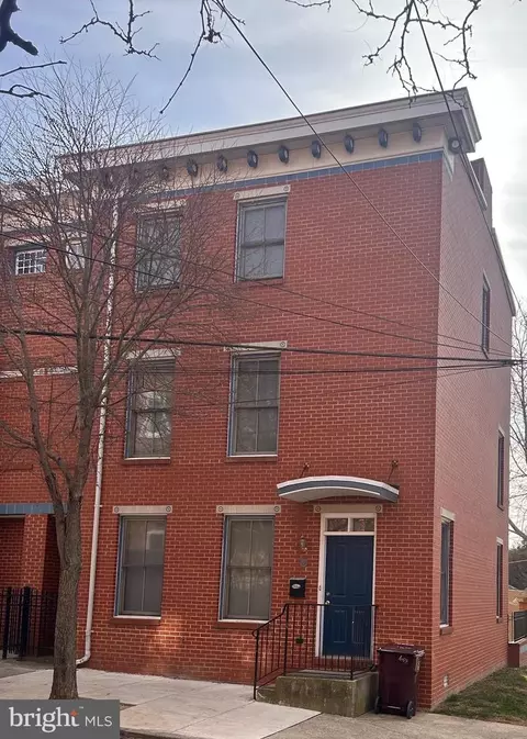 608 W 9th St, Wilmington, DE 19801