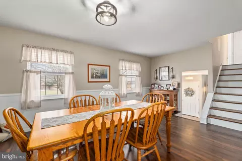 Dining - 26 Southbridge Rd, Bear, DE 19701 photo 2 of 2