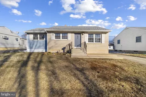 809 S Scott St, Middletown, DE 19709