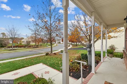 121 Devalinder Dr, Newark, DE 19702 photo 4