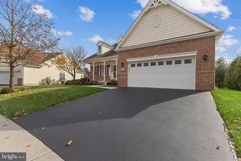121 Devalinder Dr, Newark, DE 19702 photo 3