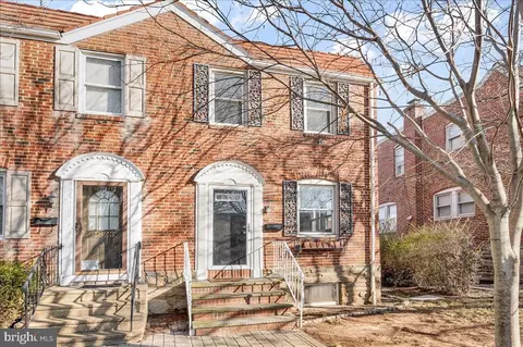 1821 Maple St, Wilmington, DE 19805