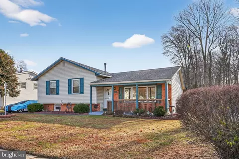 871 Broadfield Dr, Newark, DE 19713