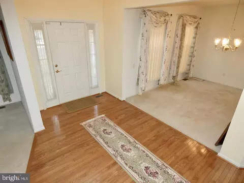 Entry Way - 61 Rose Hill Dr, Bear, DE 19701 photo 2 of 10