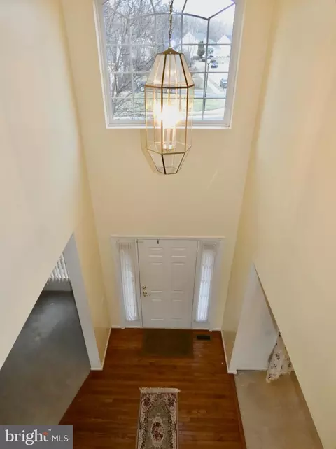 Entry Way - 61 Rose Hill Dr, Bear, DE 19701 photo 3 of 10