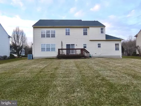 Exterior - 61 Rose Hill Dr, Bear, DE 19701 photo 5 of 5