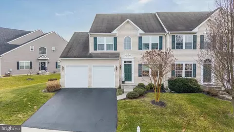 220 Avonbridge Dr, Townsend, DE 19734 photo 3