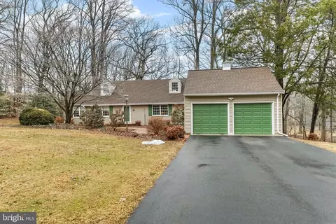Exterior - 1002 Dixon Dr, Newark, DE 19711 photo 2 of 5
