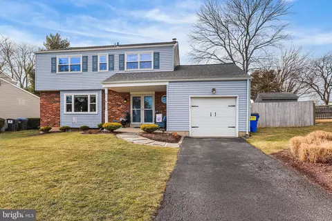 19 Westbrite Ct, Wilmington, DE 19810