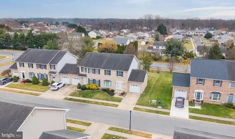 7 Marble House Dr, Bear, DE 19701 photo 4