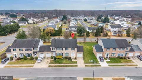 7 Marble House Dr, Bear, DE 19701 photo 3