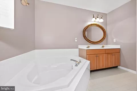 7 Marble House Dr, Bear, DE 19701 photo 25