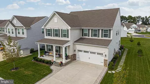 911 Cadman Dr, Middletown, DE 19709
