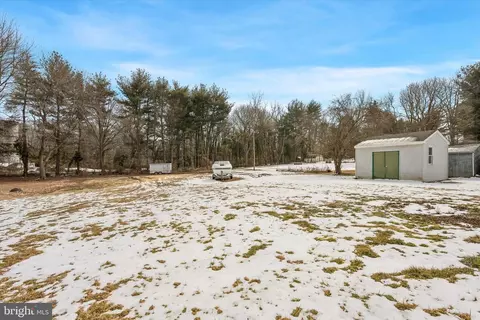 Exterior - 47 Rawlings Dr, Bear, DE 19701 photo 4 of 6