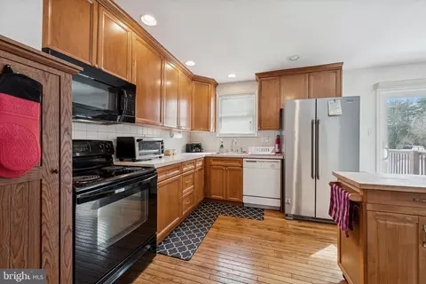Kitchen - 47 Rawlings Dr, Bear, DE 19701 photo 3 of 3