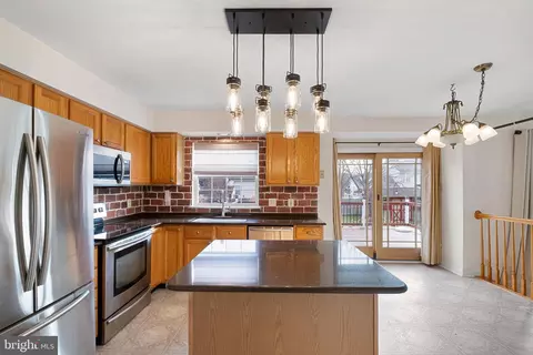 Kitchen - 149 Willamette Dr, Bear, DE 19701 photo 2 of 2