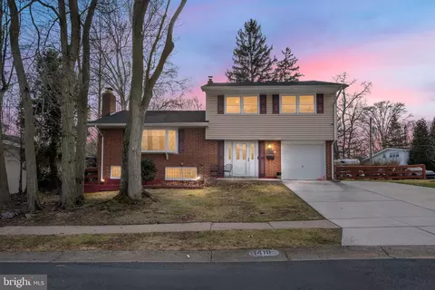 1410 Drake Rd, Wilmington, DE 19803