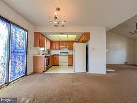 120 Diminish Dr, Newark, DE 19713 photo 11