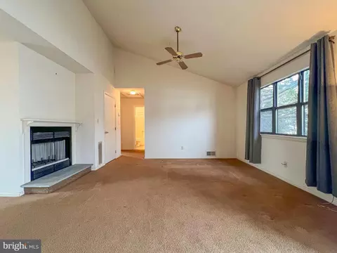 120 Diminish Dr, Newark, DE 19713 photo 7