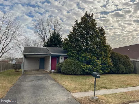 120 Diminish Dr, Newark, DE 19713 photo 2