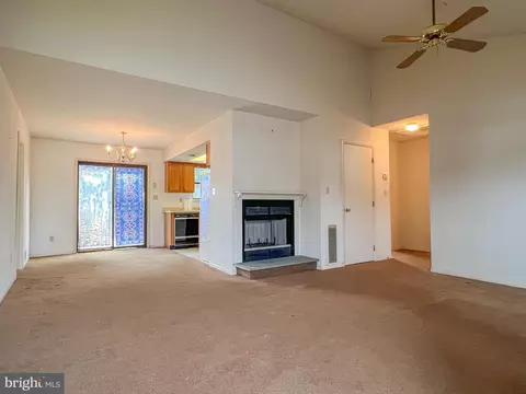 120 Diminish Dr, Newark, DE 19713 photo 5