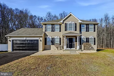 18 Mapleshade Rd, Newark, DE 19702