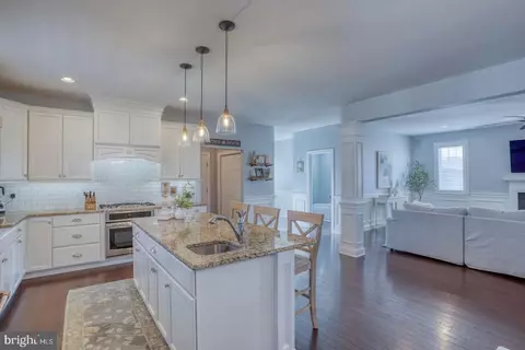 513 Spring Hollow Dr, Middletown, DE 19709